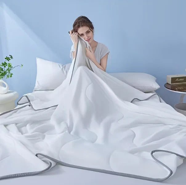 CuddleCo® Cloud Cooling Blanket